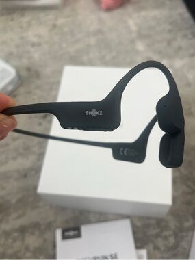 Shokz OpenRun SE Bone Conduction Headphones - Comet Grey